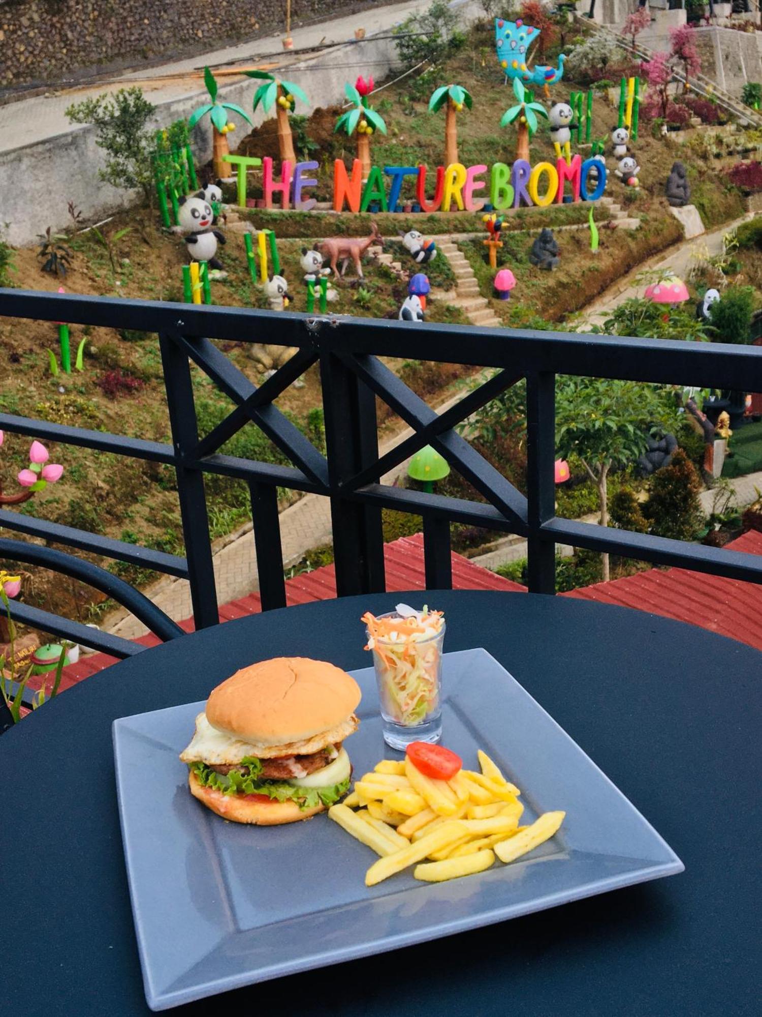 Hotel Nature Bromo And Resort Pasuruan Exterior foto