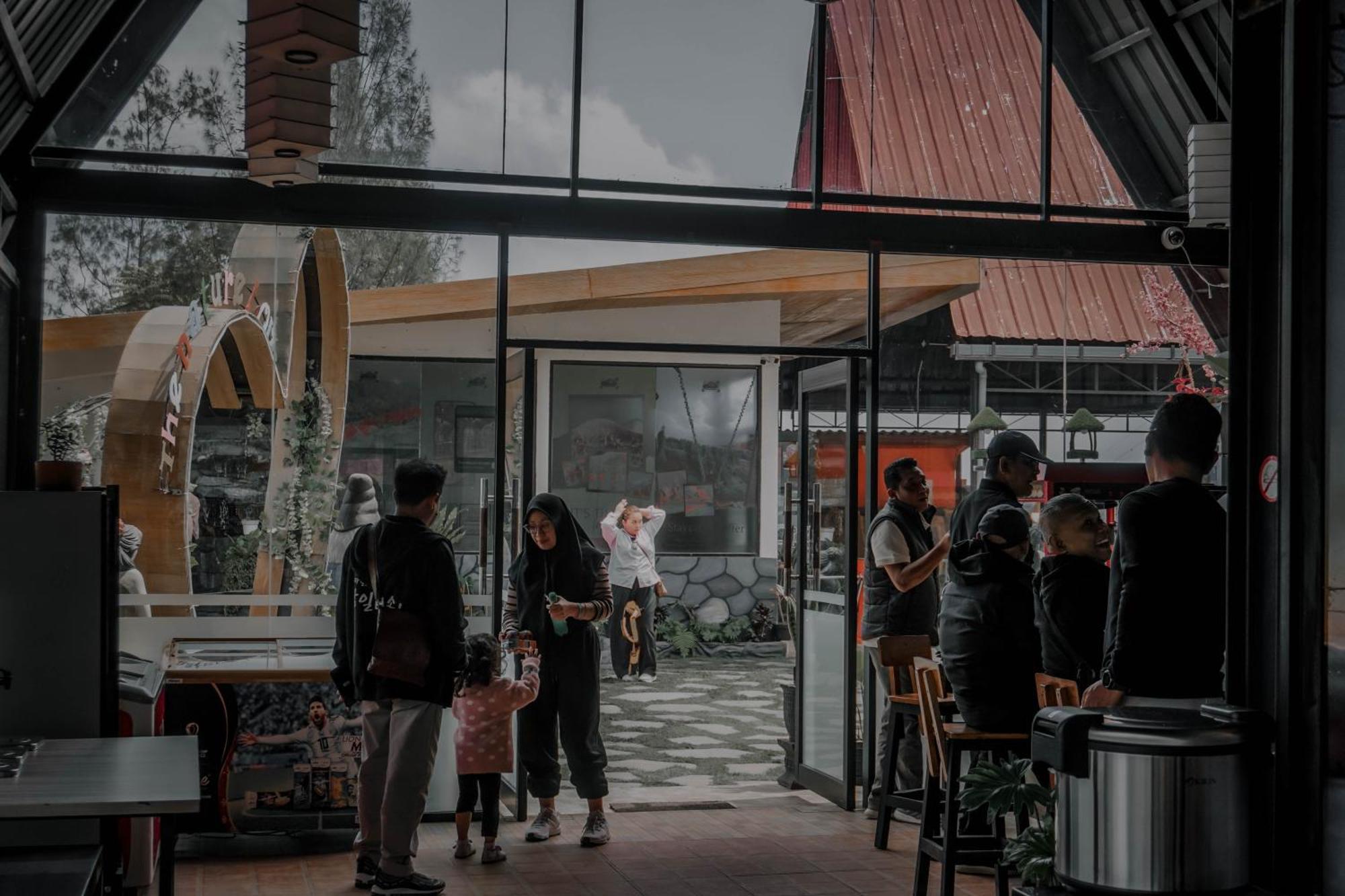 Hotel Nature Bromo And Resort Pasuruan Exterior foto